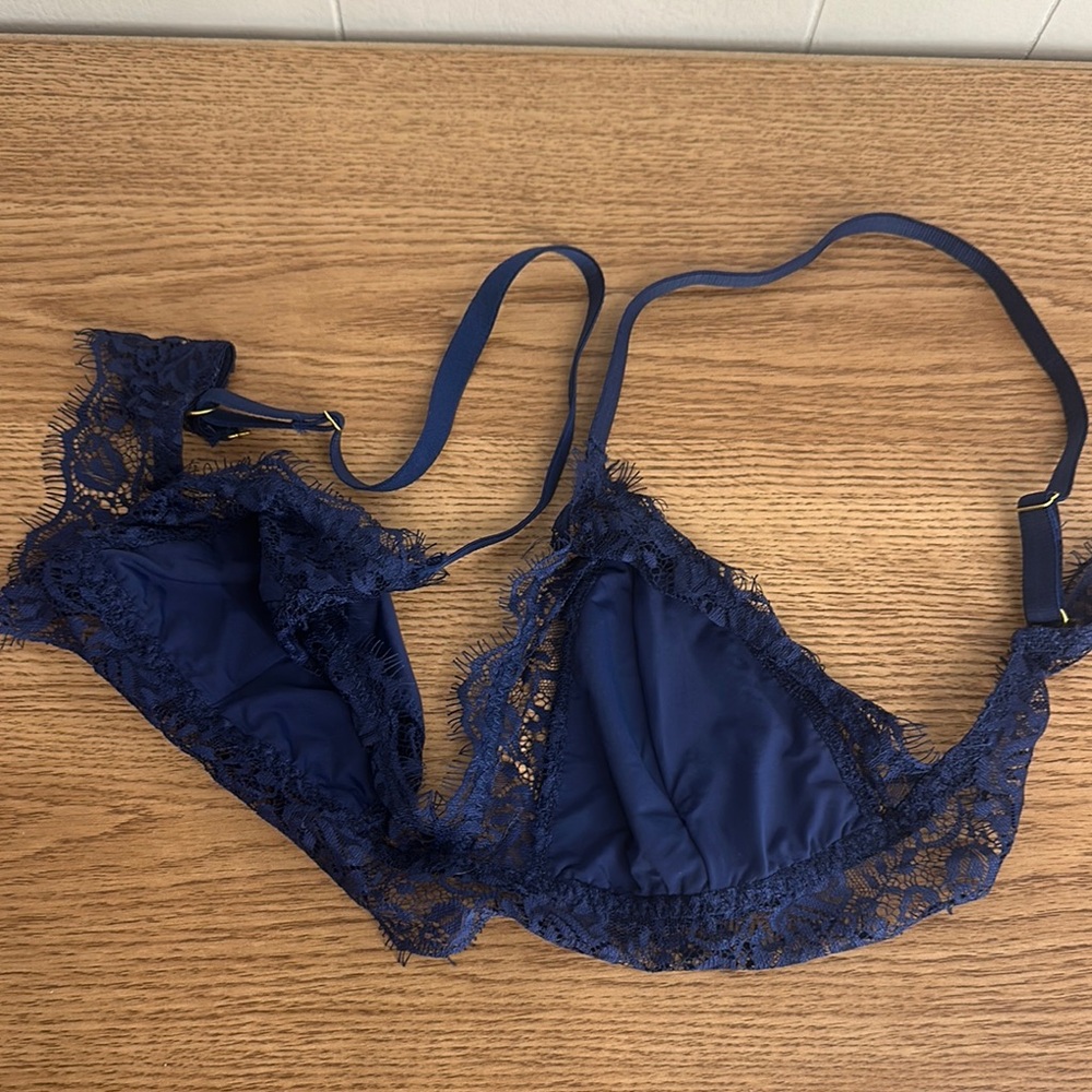 NWOT Lace Trim Navy Blue Bralette